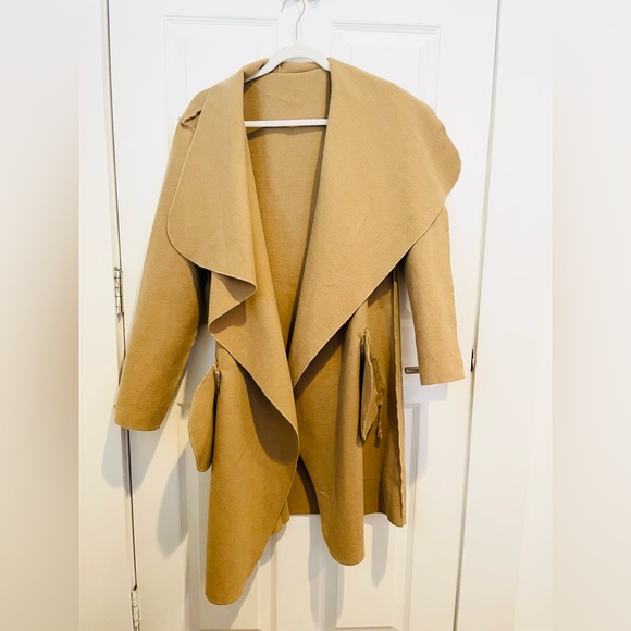 Long tan coat with adjustable tie waist, knee length, shawl collar, sz M/L - Picture 4 of 11